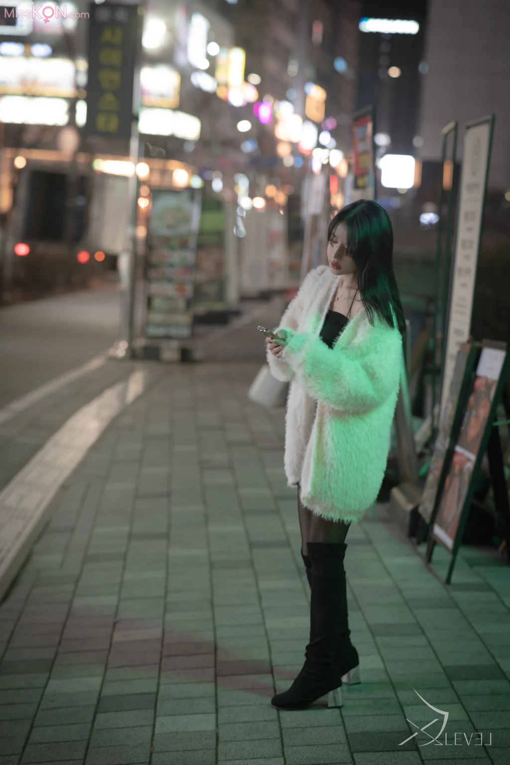 X-LEVEL Yeha (예하): Black Out (97 photos)