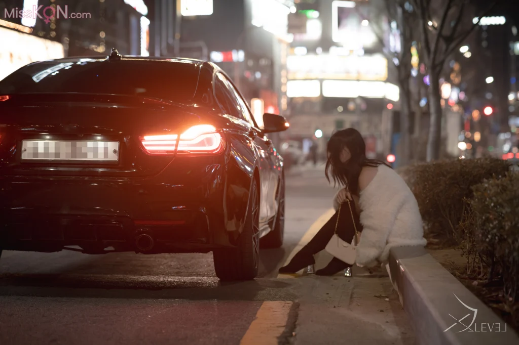 X-LEVEL Yeha (예하): Black Out (97 photos)