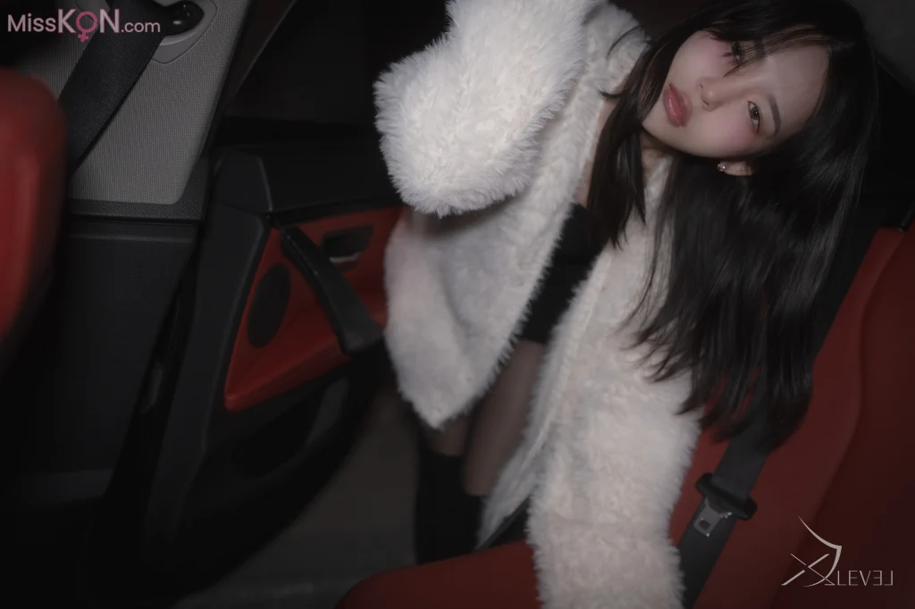 X-LEVEL Yeha (예하): Black Out (97 photos)