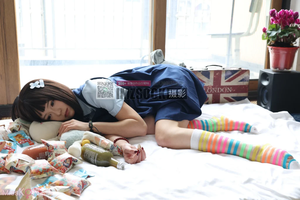 [MZSOCK爱美足] No.384: 歆媛 (120 photos)