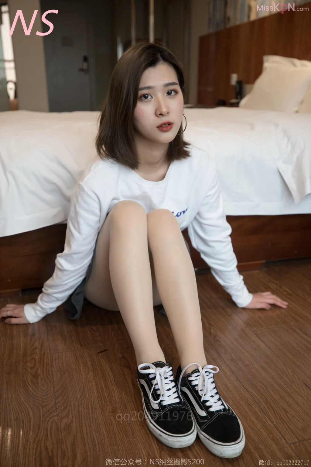 [NS纳丝摄影] No.137: 娜美女神的丝袜玉足 (82 photos + 1 video)