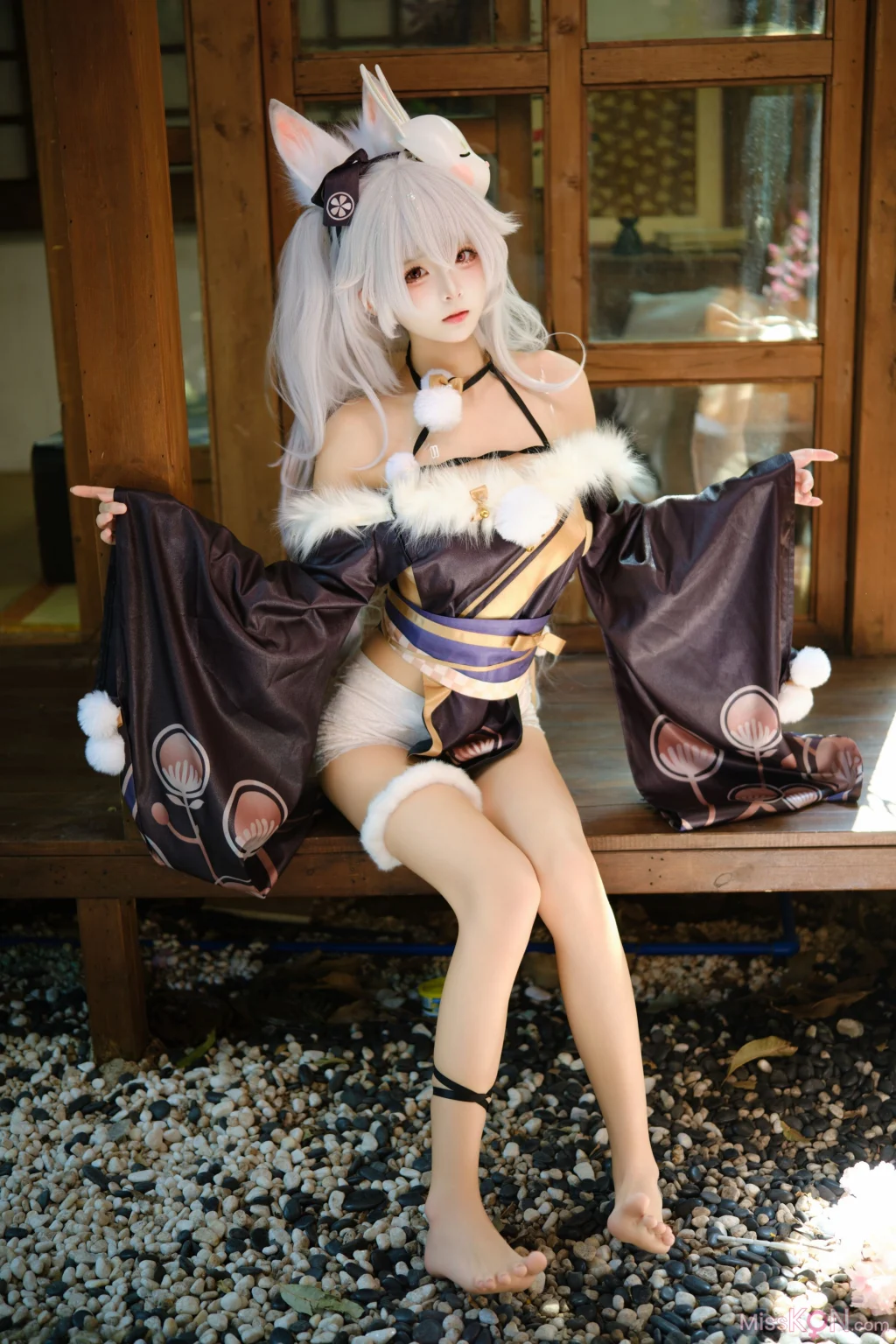 Coser@九柒喵: 拉菲兔兔城主 (60 photos)