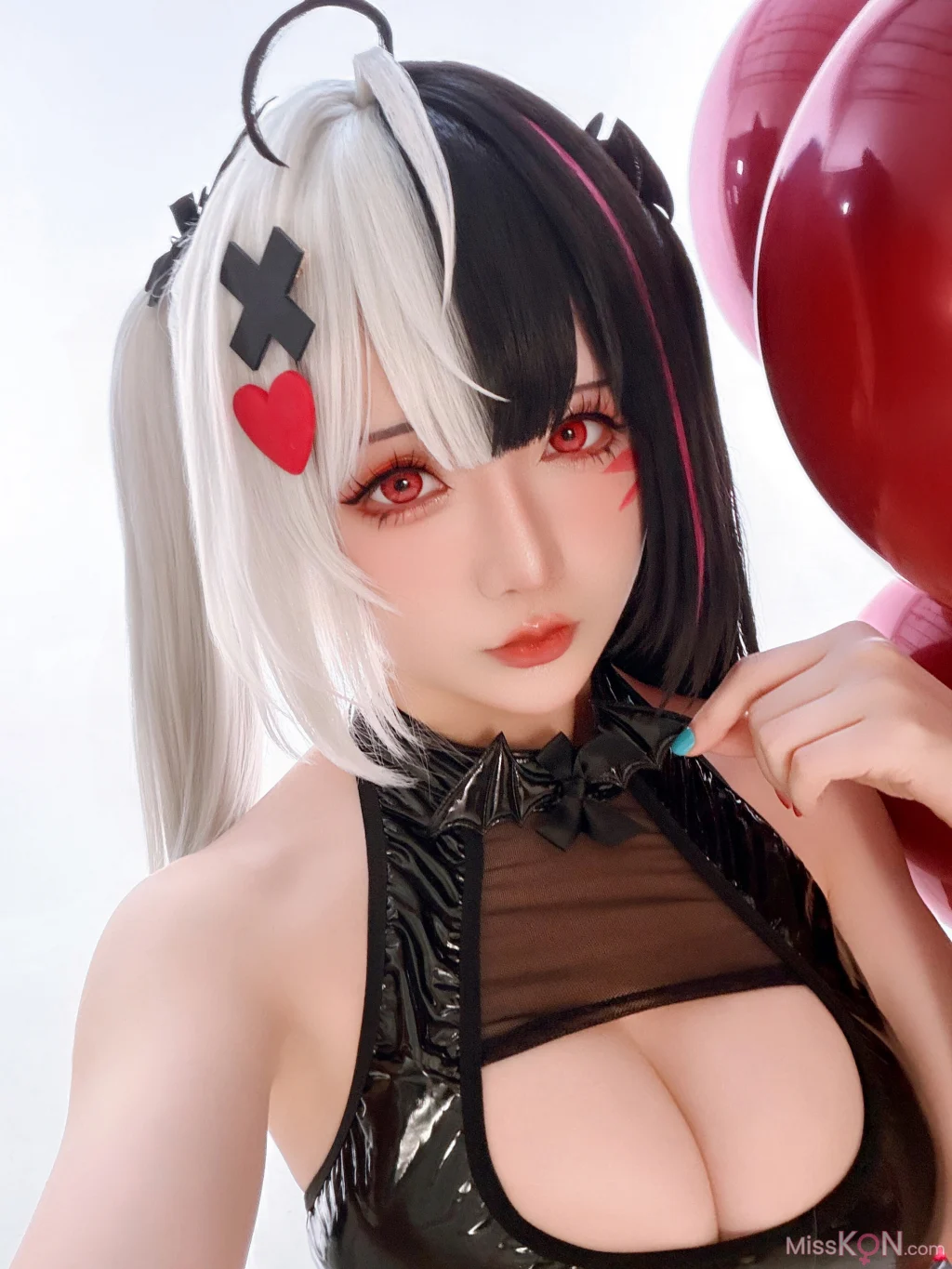 Coser@星之迟迟Hoshilily: 2026年06月计划 异环 安魂曲 原皮&同人 (120 photos)