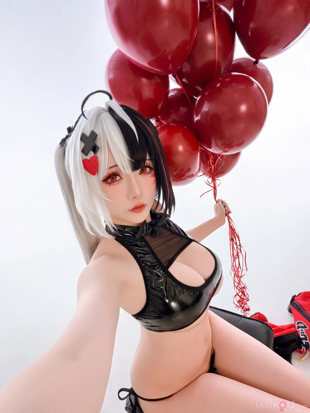Coser@星之迟迟Hoshilily: 2026年06月计划 异环 安魂曲 原皮&同人 (120 photos)