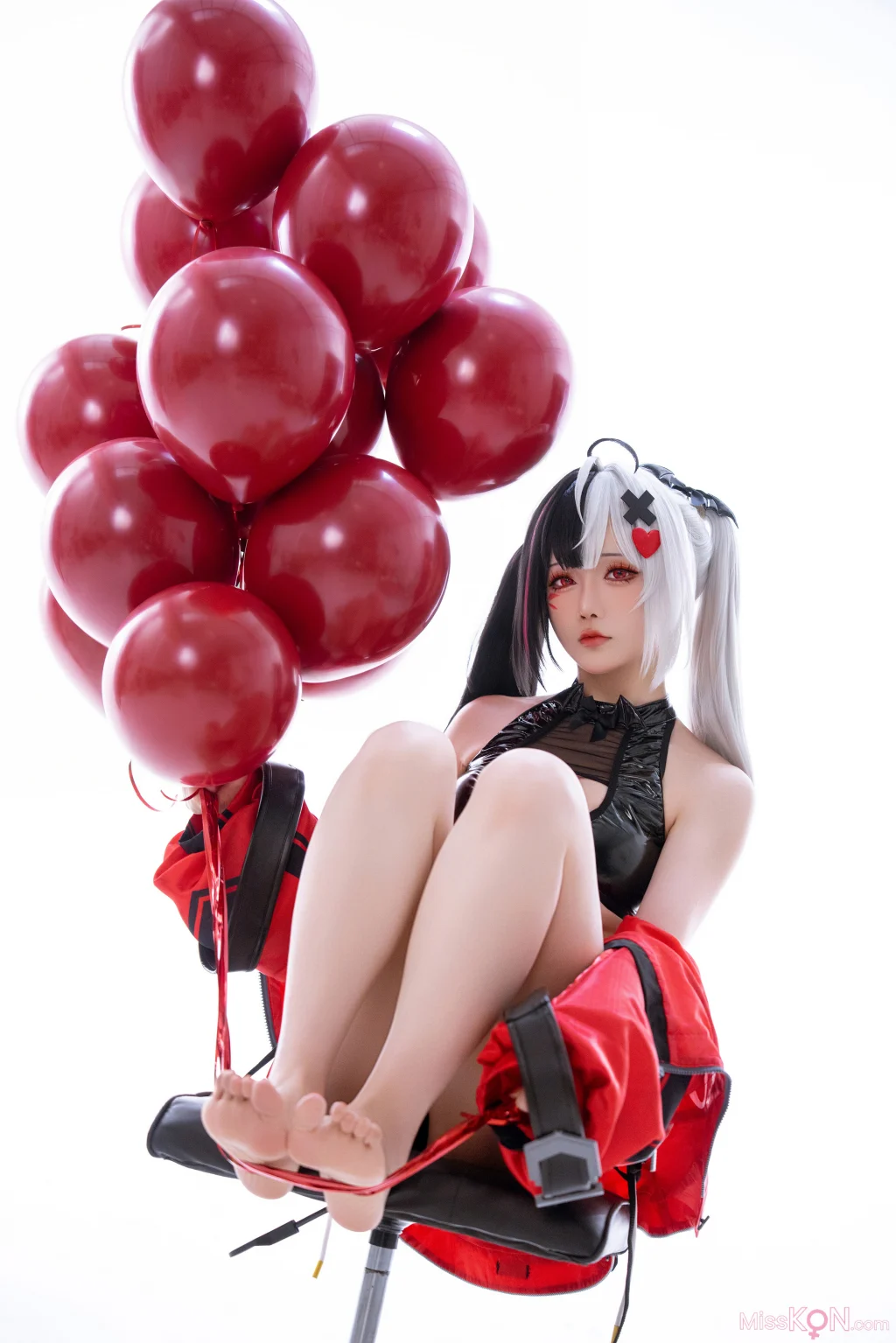 Coser@星之迟迟Hoshilily: 2026年06月计划 异环 安魂曲 原皮&同人 (120 photos) – Page 2