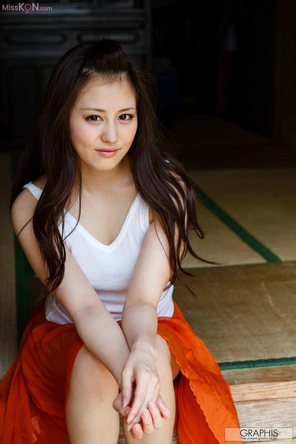 [JP] Beni Itoh (伊東紅): [Graphis] First Gravure (134 photos + 3 videos)