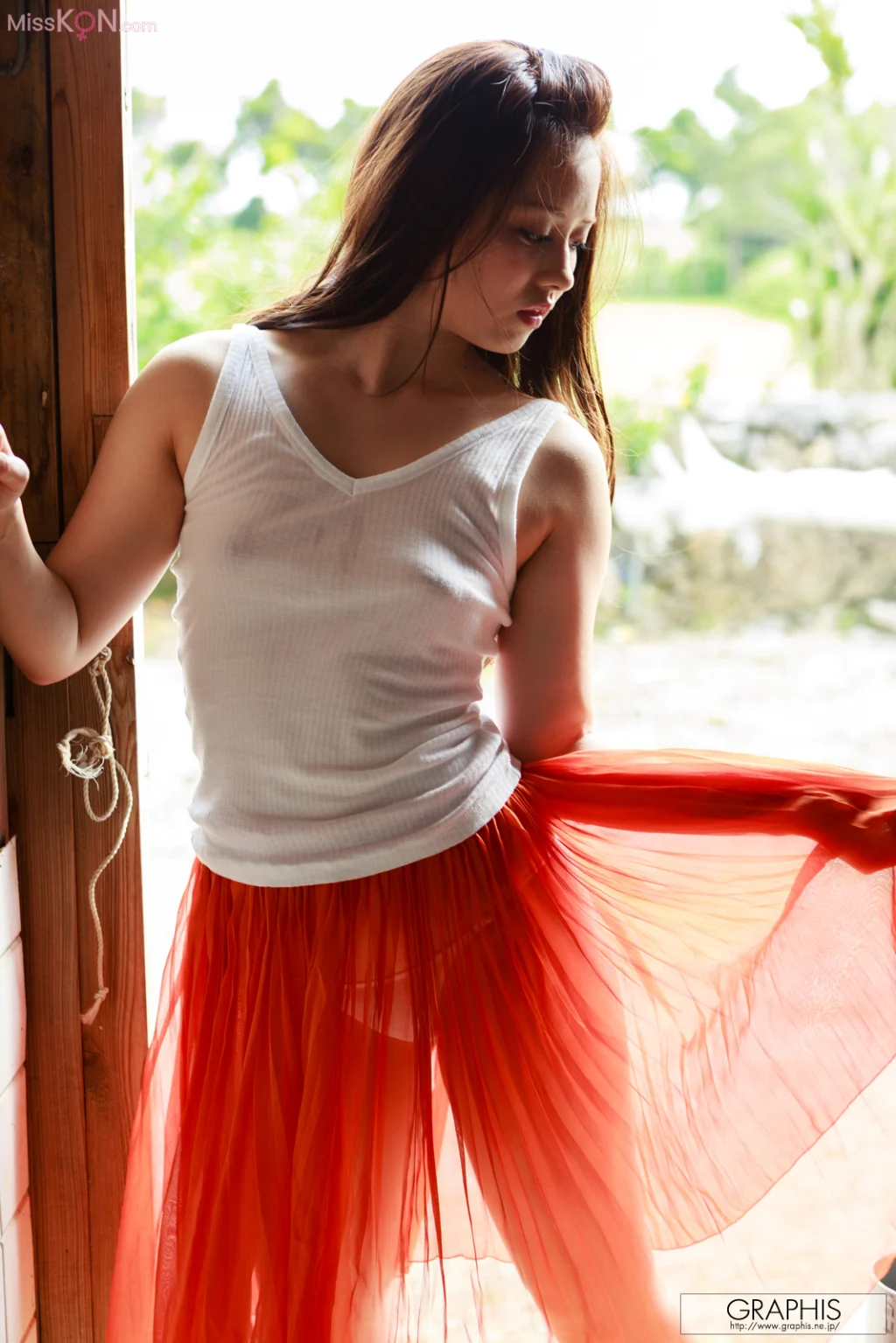 [JP] Beni Itoh (伊東紅): [Graphis] First Gravure (134 photos + 3 videos)