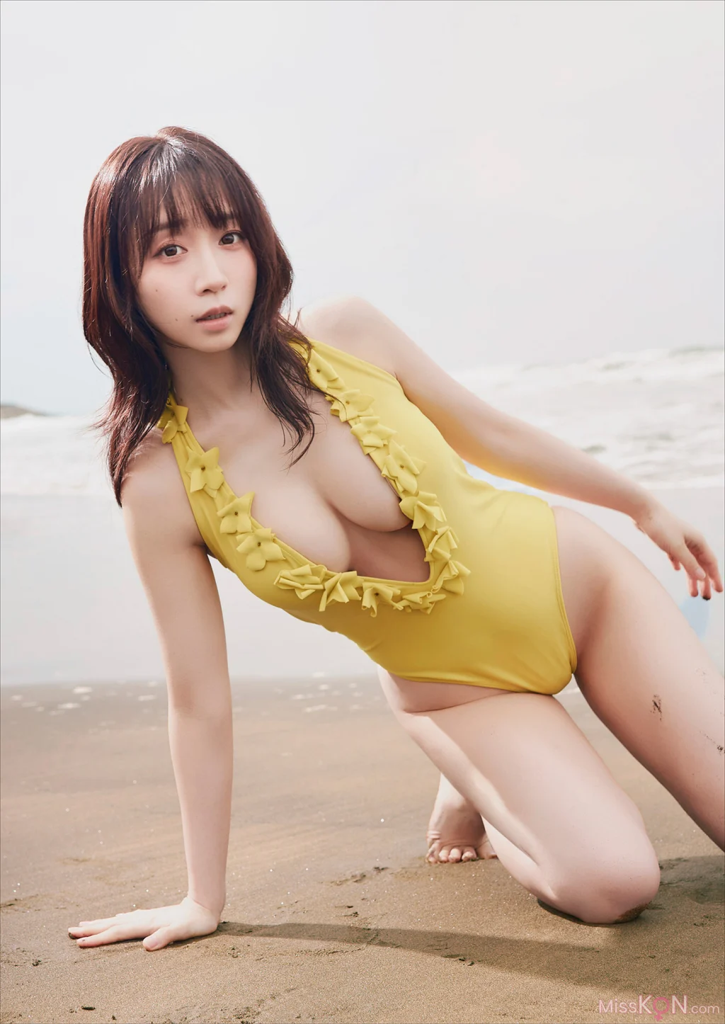 [JP] Moe Iori (伊織もえ): 風待ち時間 (64 photos + 1 video)