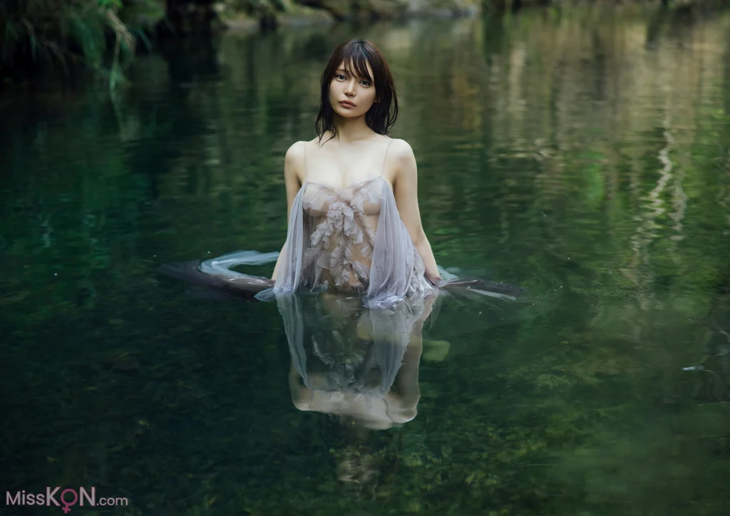 [JP] Nitori Sayaka (似鳥沙也加): 【デジタル限定版】写真集 ふれあ、 (152 photos)