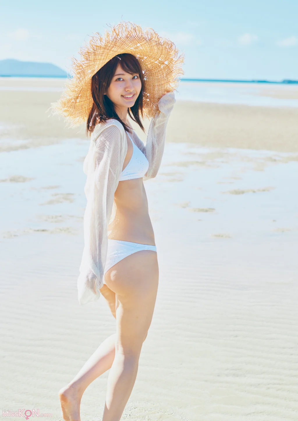 [JP] Rina Saito (斉藤里奈): １ｓｔ写真集 色彩 (136 photos)
