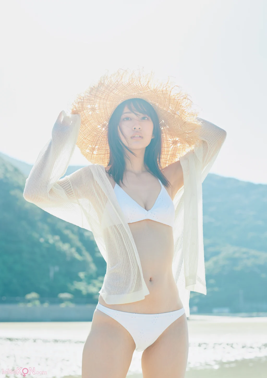 [JP] Rina Saito (斉藤里奈): １ｓｔ写真集 色彩 (136 photos)