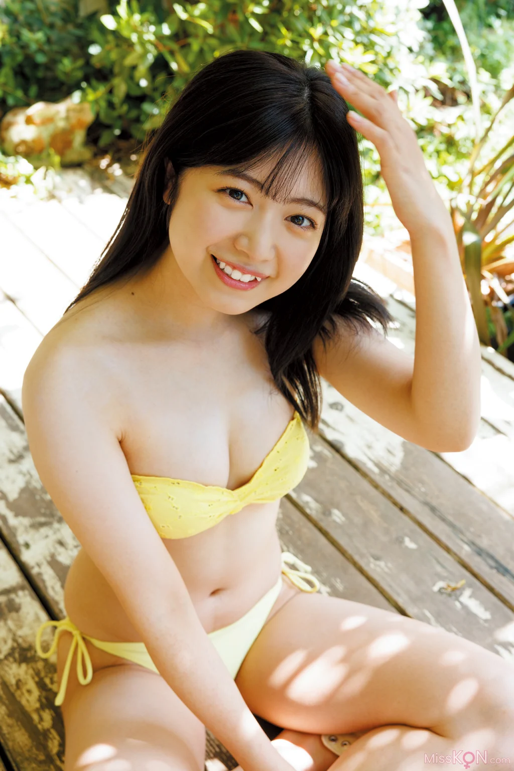 [JP] Rio Yoshida (吉田莉桜): アサ芸Secret！デジタル写真集 フレッシュが止まらない！ (101 photos)