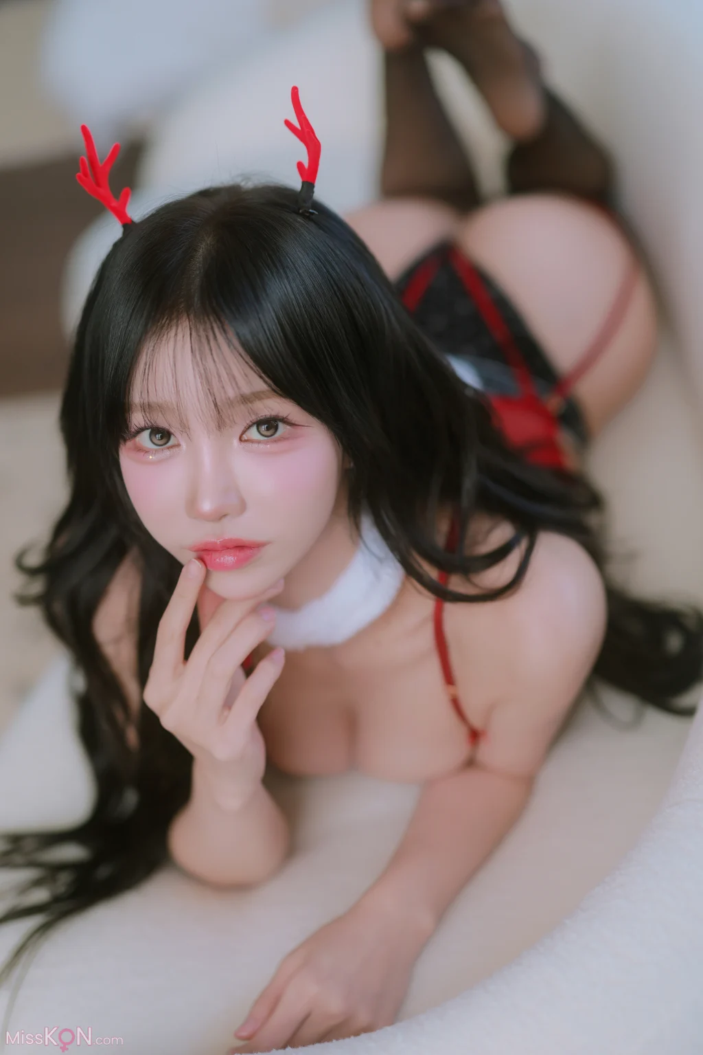 WinterD: Christmas Pictorial (30 photos)