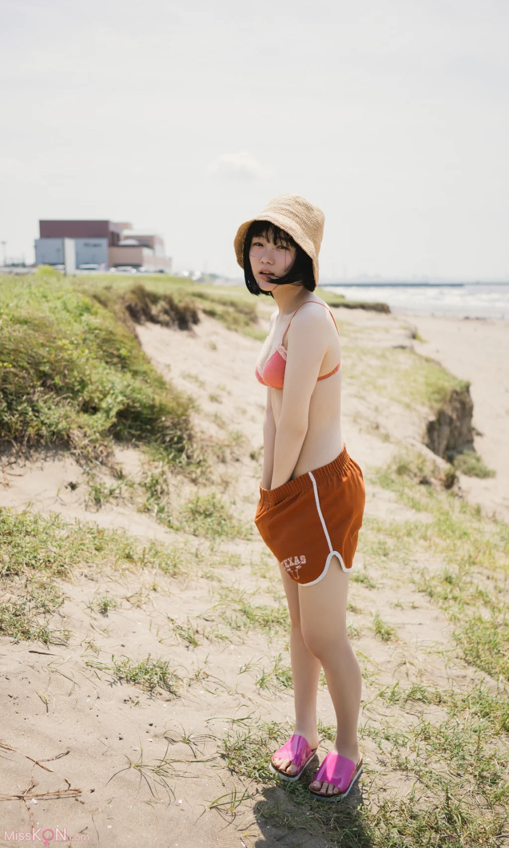 [JP] Kyu Kanai (金井球): 写真集「REAL LIFE」【知らねえ単語】 (52 photos)