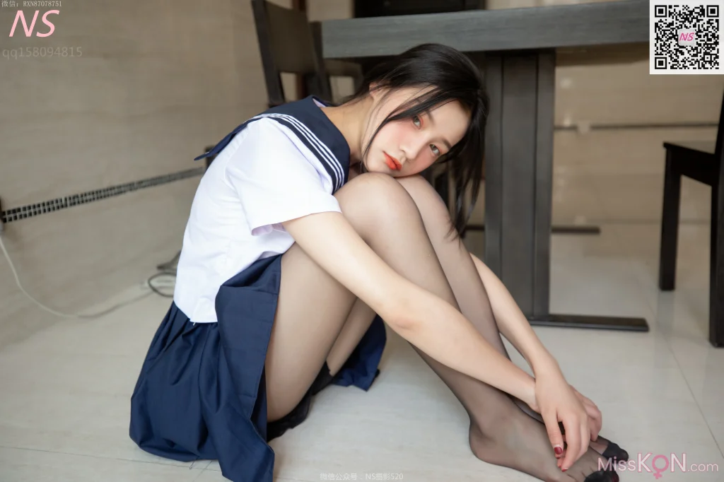 [NS纳丝摄影] No.141: 子涵 黑色丝袜的家居生活 (59 photos)