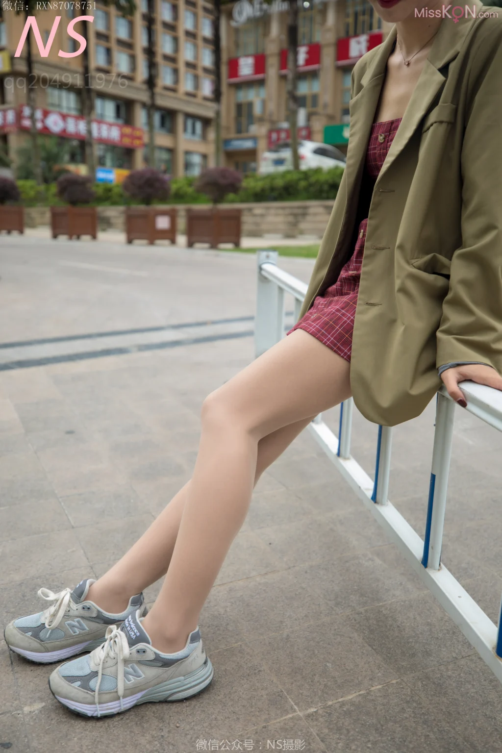 [NS纳丝摄影] No.143: 婉文 穿着丝袜去喝茶啦 (60 photos)