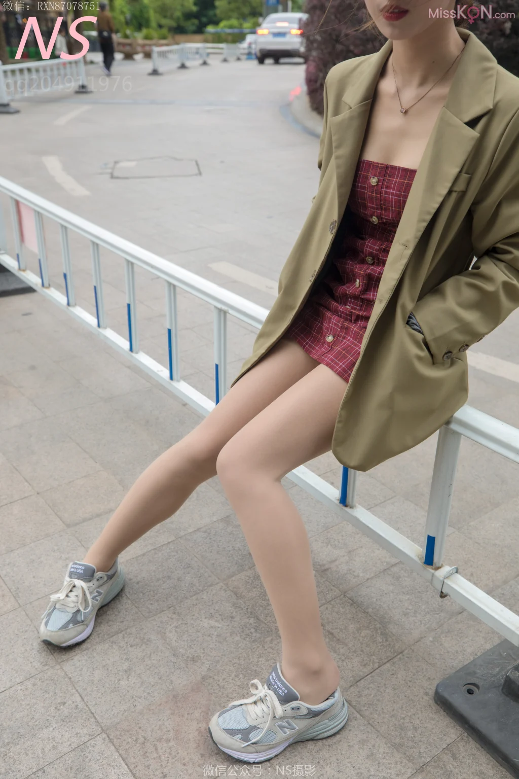 [NS纳丝摄影] No.143: 婉文 穿着丝袜去喝茶啦 (60 photos)