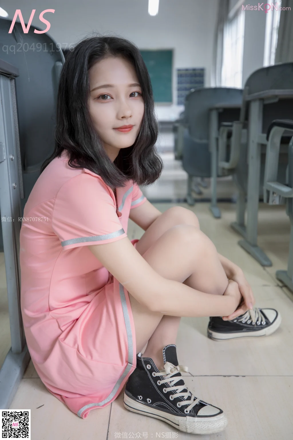 [NS纳丝摄影] No.145: 小蝴蝶 纯纯的丝袜帆布鞋 (50 photos)