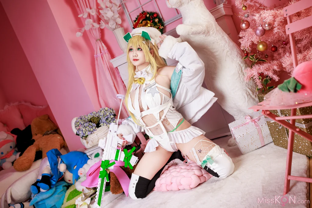 Coser@阿雪雪: 圣诞露菲 (33 photos)