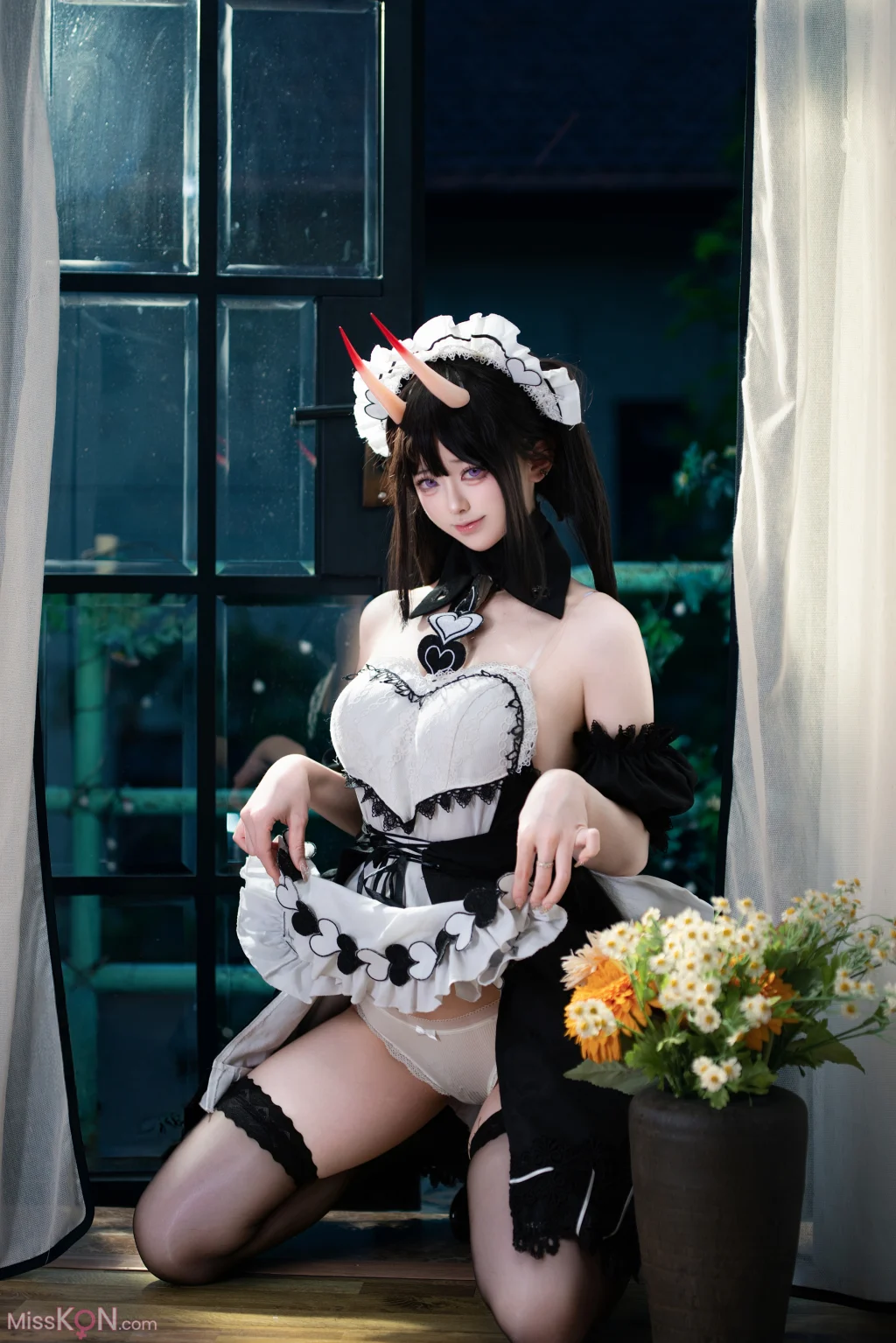 Coser@前野太太: 碧蓝航线 能代 女仆 (39 photos)