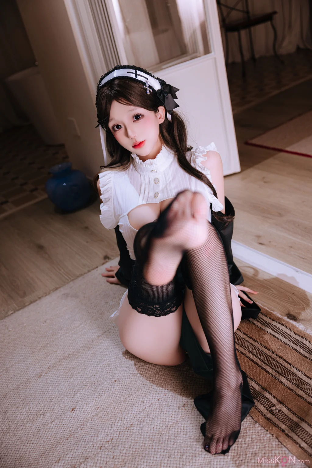 Coser@日奈娇: 圣堂修女 (233 photos + 5 videos)