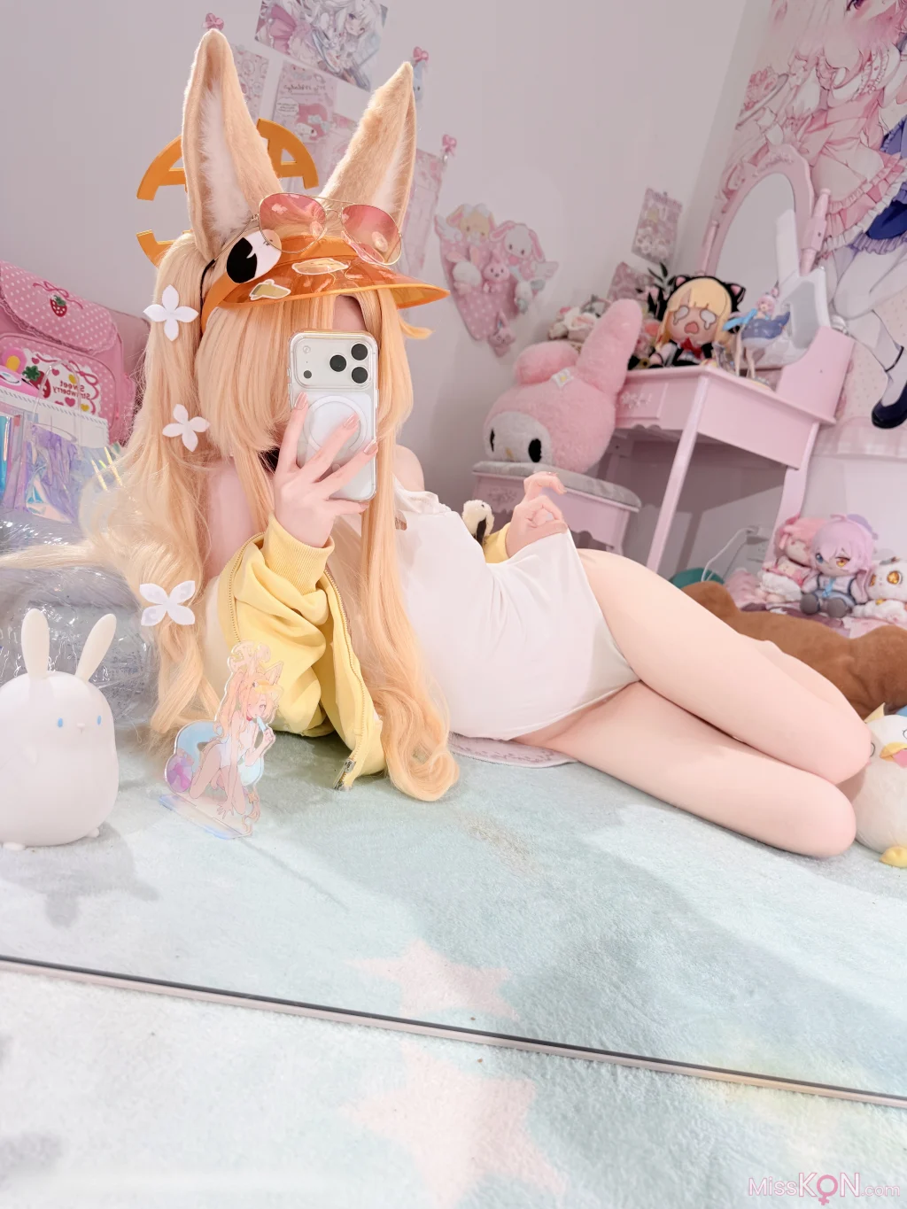 Coser@染三ran3: 蔚蓝档案 百合园圣亚 泳装 (88 photos + 4 videos)