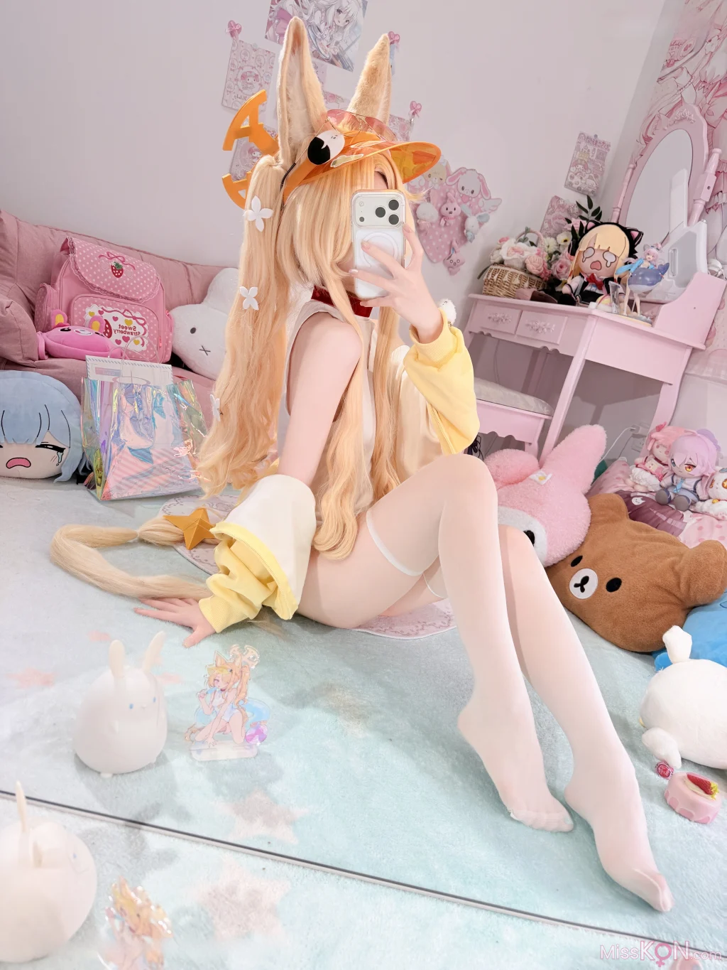 Coser@染三ran3: 蔚蓝档案 百合园圣亚 泳装 (88 photos + 4 videos) – Page 2