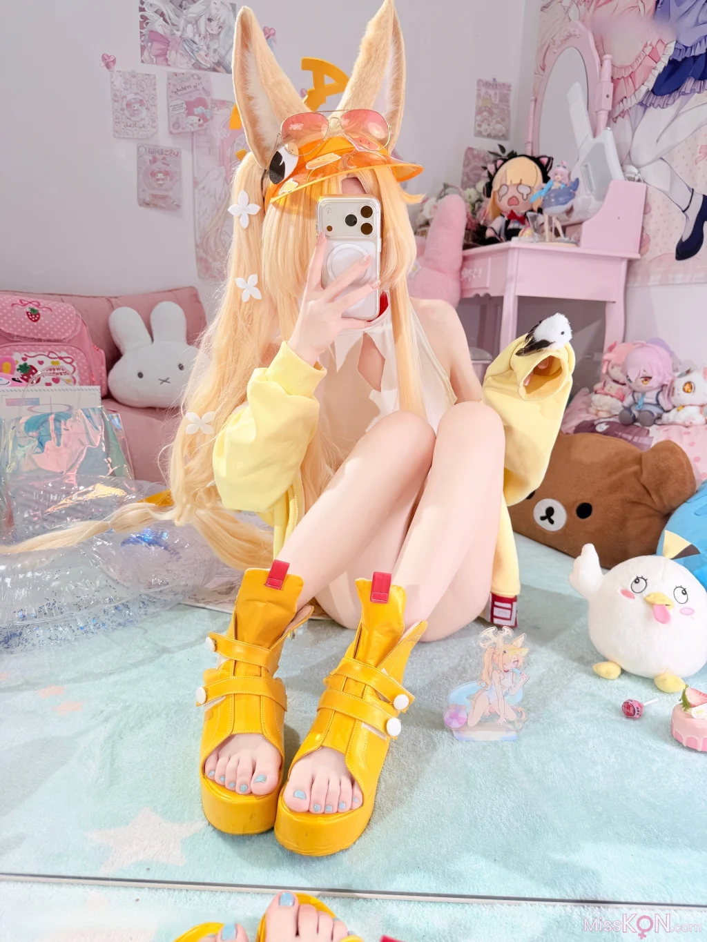 Coser@染三ran3: 蔚蓝档案 百合园圣亚 泳装 (88 photos + 4 videos) – Page 3