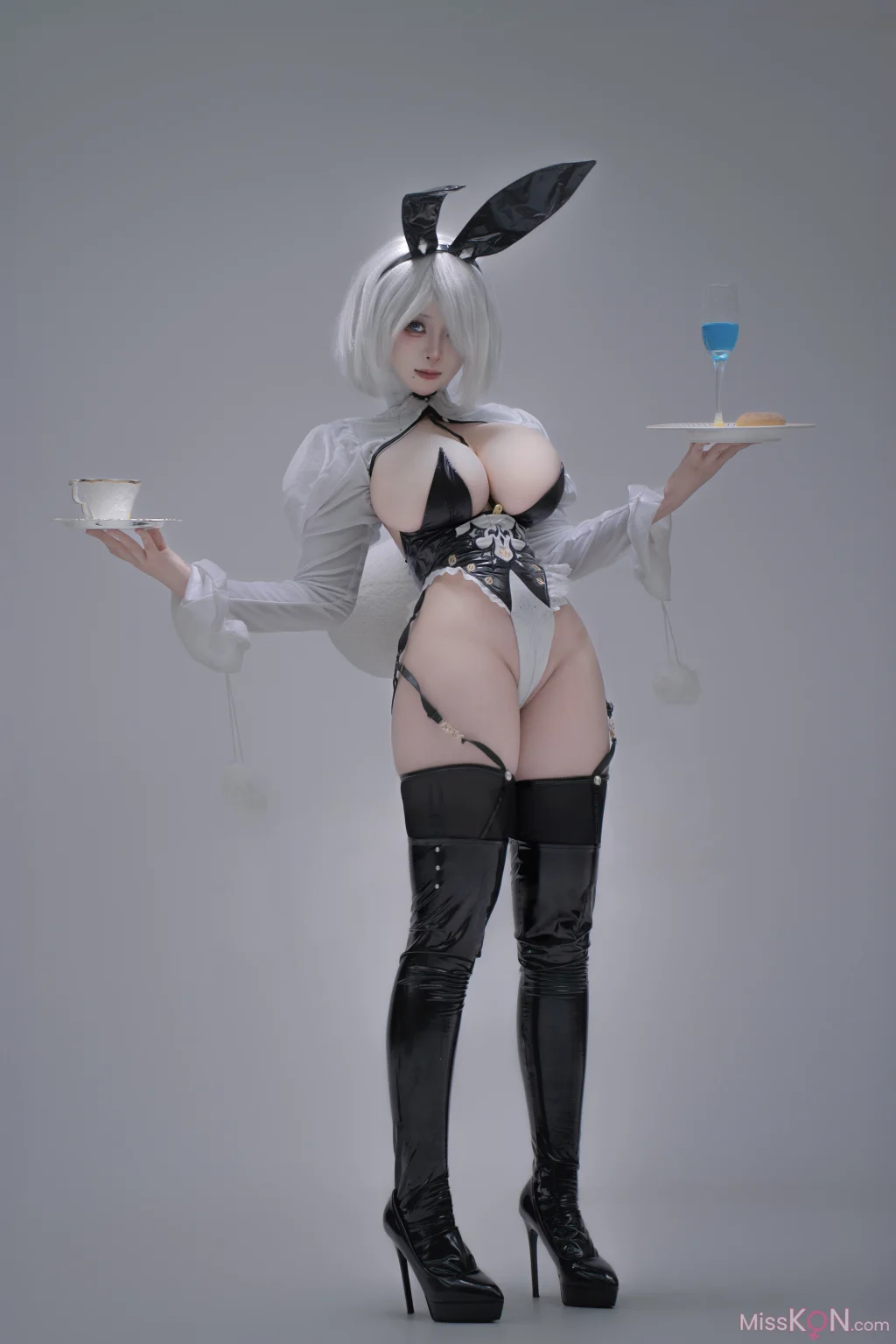 Coser@呙呙: 尼尔 2B兔女郎 (18 photos)