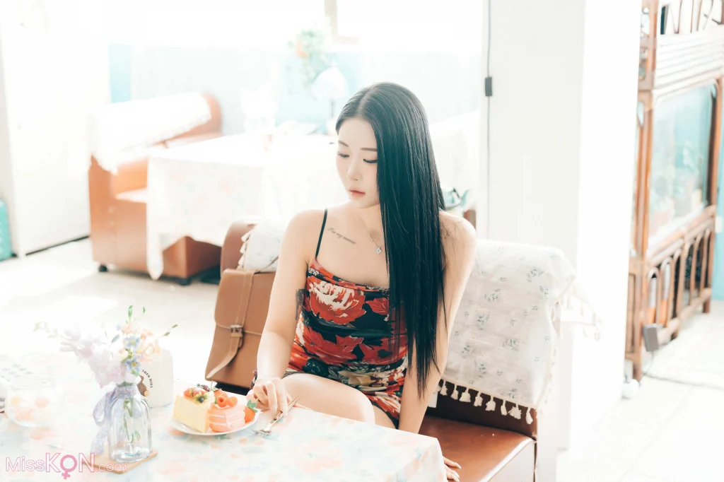 Haivia Bomi (보미): Hard Return + S (120 photos + 8 videos)