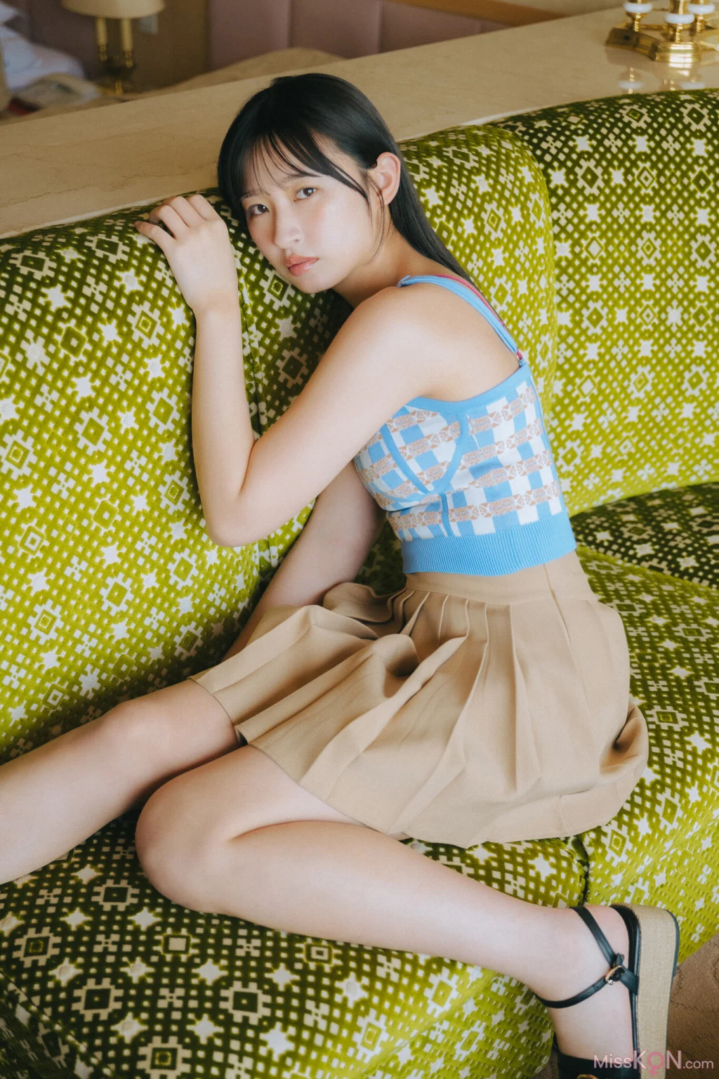 [JP] Hinata Matsumoto (松本日向): FRIDAYデジタル写真集 見つめ合うカラダ Vol.1 (69 photos) – Page 2