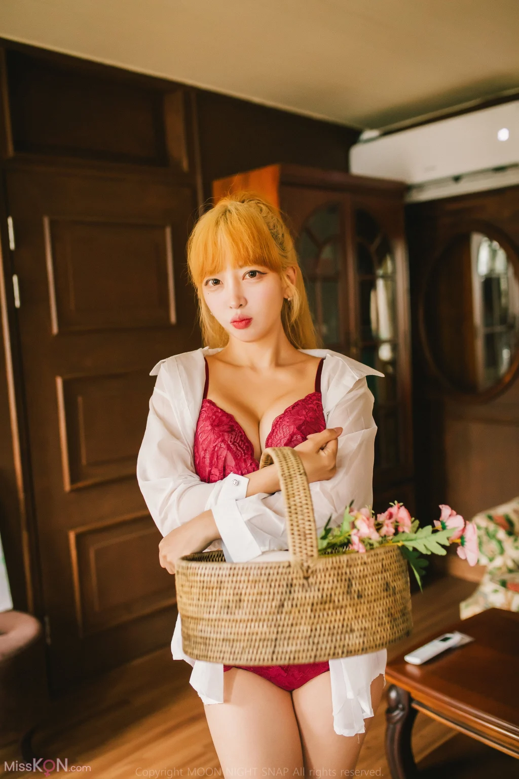 [Moon Night Snap] Cherry (탑체리): Daytime Record (80 photos) – Page 2