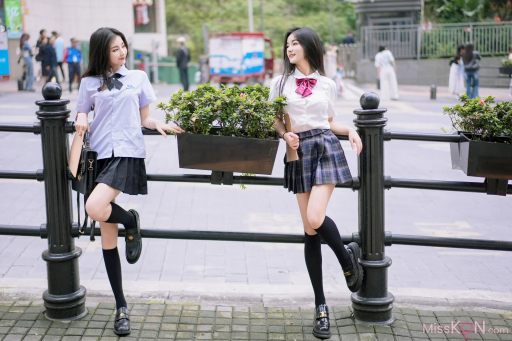 [内购无水印] 鱼子酱Fish & 谭小灵: 双人JK (108 photos)