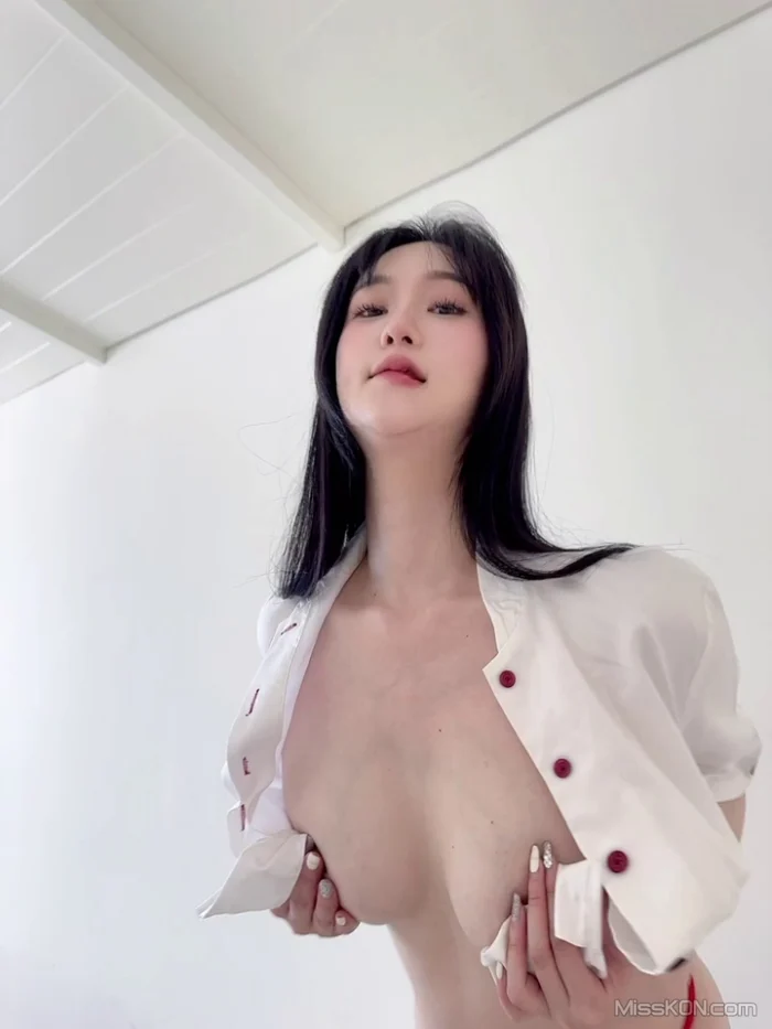 [XR Uncensored] 柚琪Rich: 秀人网镇站之宝极品女神 (300 photos + 6 videos) – Page 3