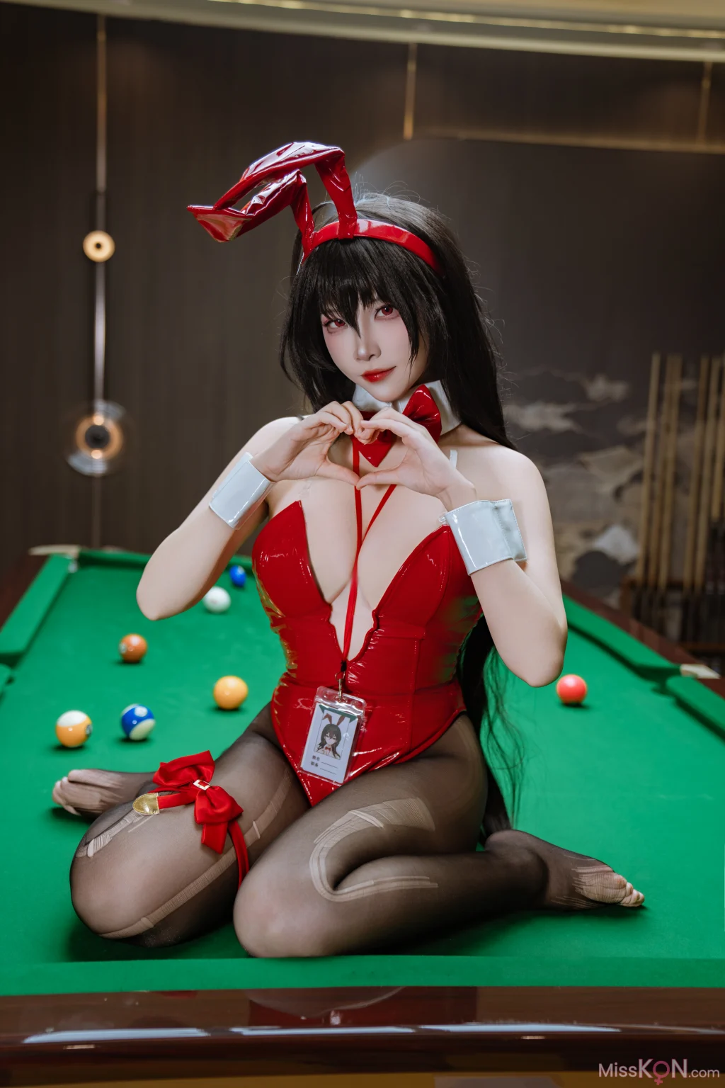 Coser@二佐Nisa: 碧蓝航线 大凤·桌球兔女郎 (31 photos)