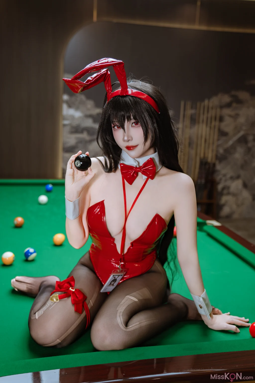 Coser@二佐Nisa: 碧蓝航线 大凤·桌球兔女郎 (31 photos)