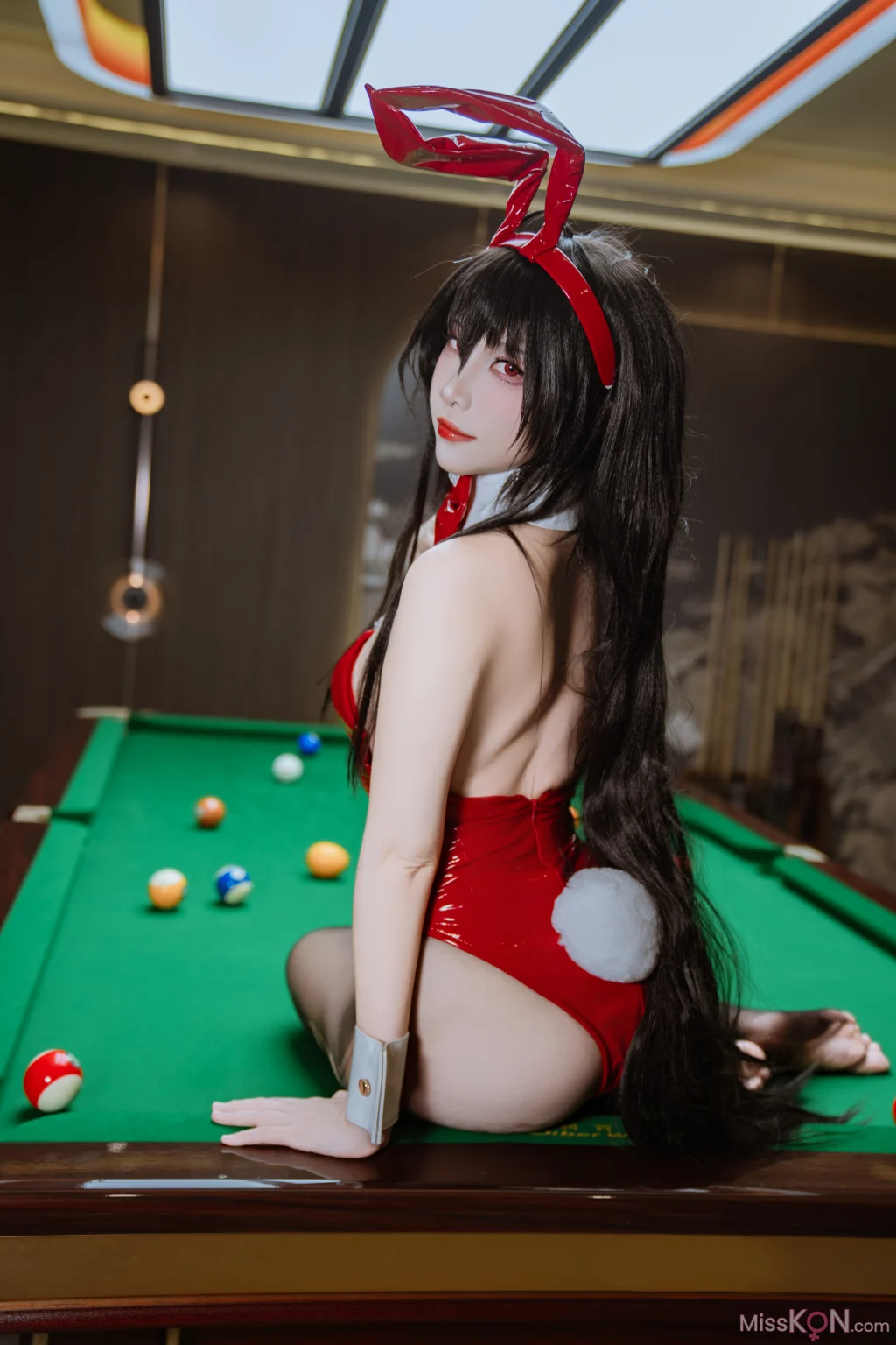 Coser@二佐Nisa: 碧蓝航线 大凤·桌球兔女郎 (31 photos)
