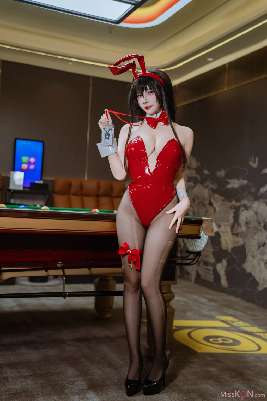 Coser@二佐Nisa: 碧蓝航线 大凤·桌球兔女郎 (31 photos)