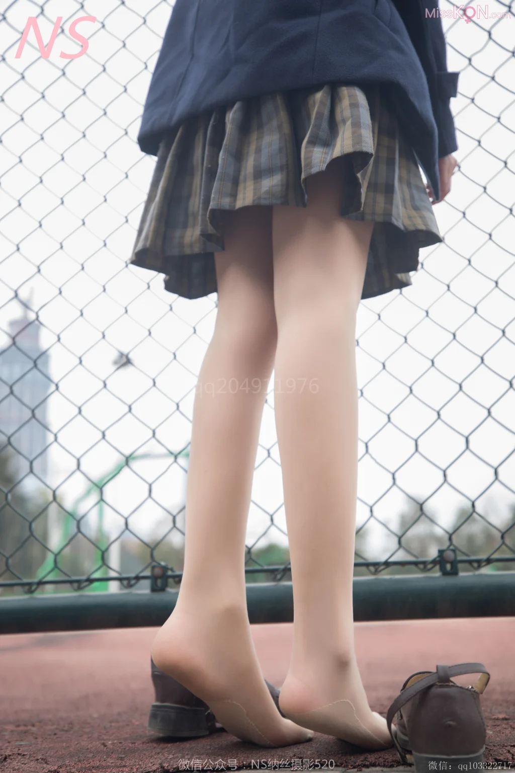 [NS纳丝摄影] No.152: 诗云的花纹丝袜萌萌系 (86 photos + 1 video) – Page 2