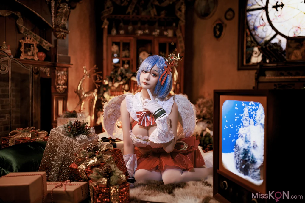 Coser@阿雪雪: 圣诞小天使 蕾姆 (40 photos)