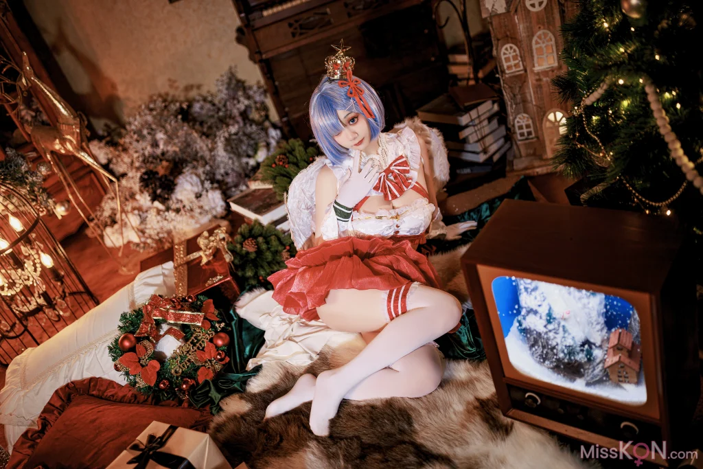 Coser@阿雪雪: 圣诞小天使 蕾姆 (40 photos)