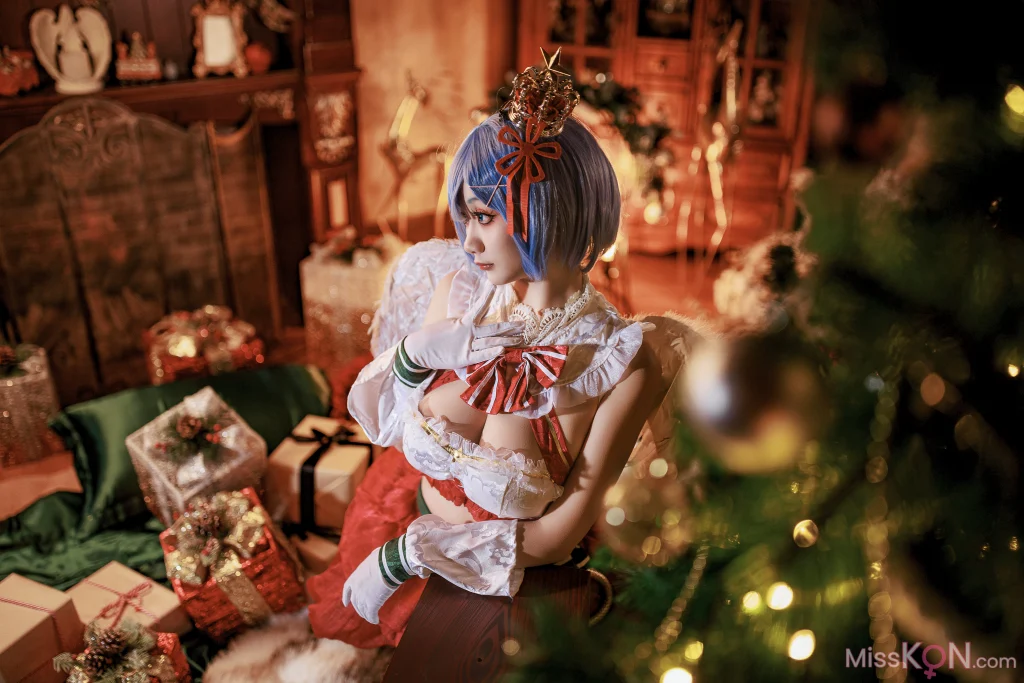 Coser@阿雪雪: 圣诞小天使 蕾姆 (40 photos)