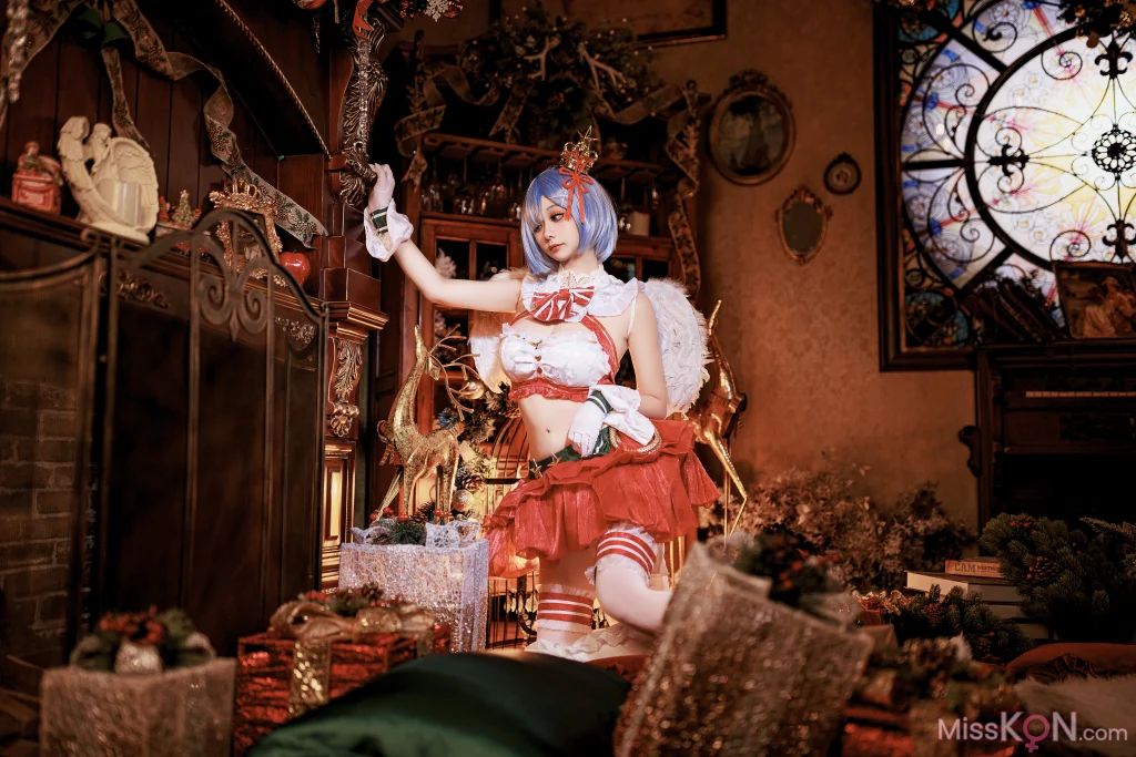 Coser@阿雪雪: 圣诞小天使 蕾姆 (40 photos) – Page 2