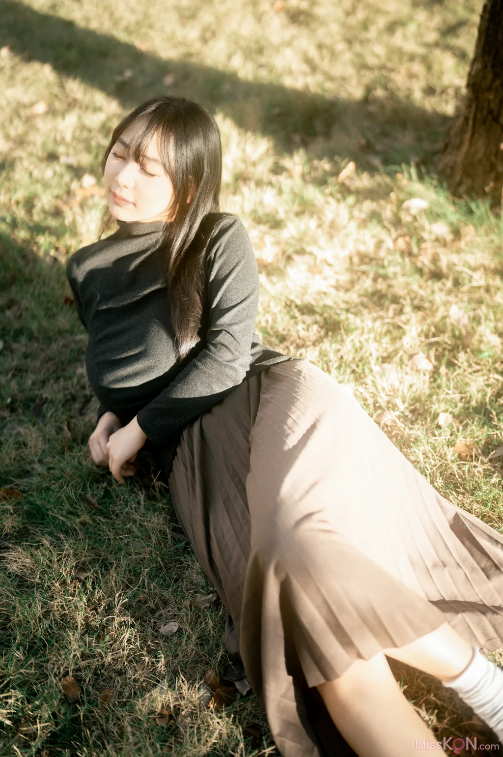 Coser@浅安安: 落日时分 (80 photos)