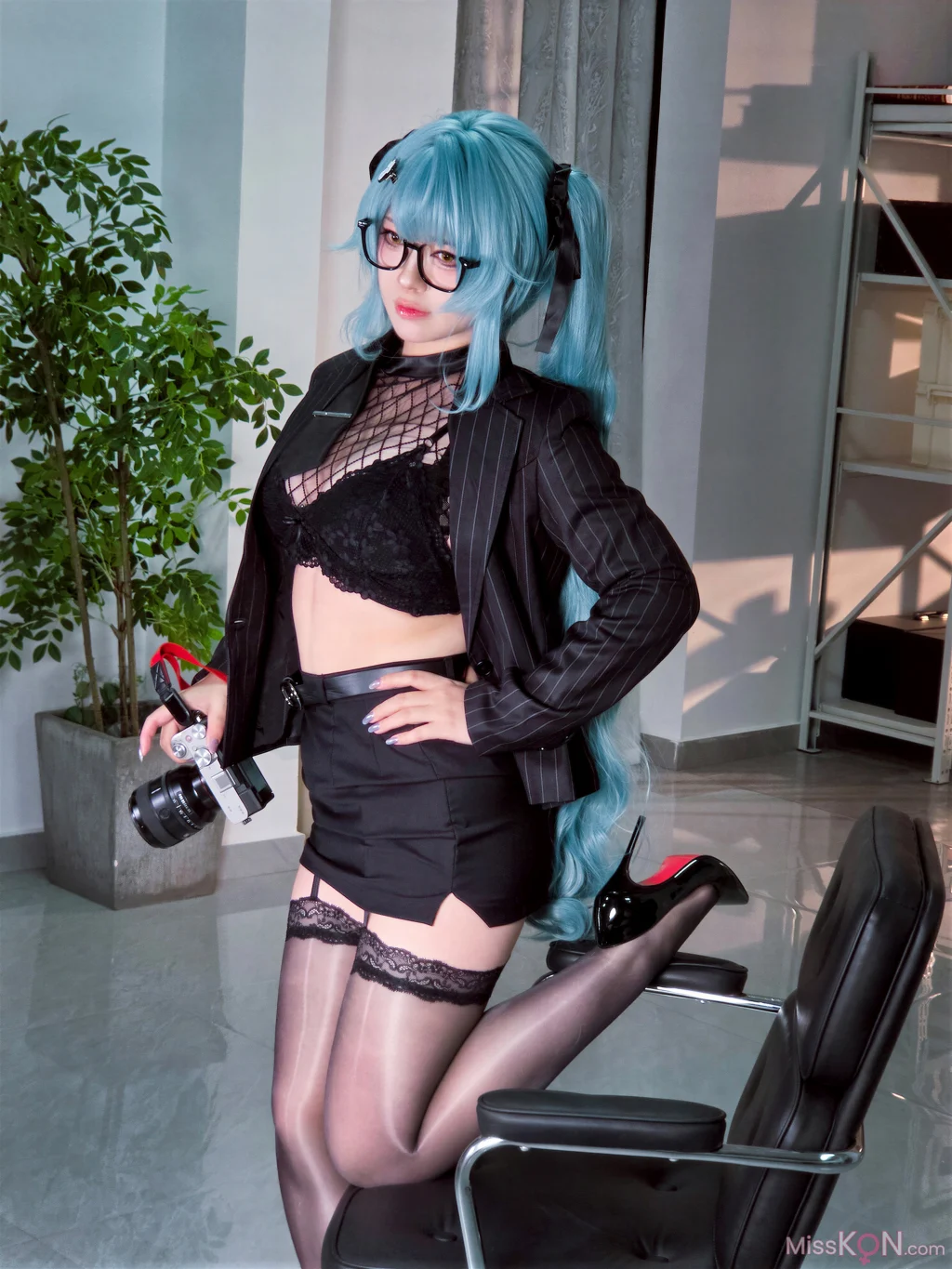 Coser@半半子: Nikke胜利女神 普丽瓦蒂 (58 photos + 5 videos) – Page 2