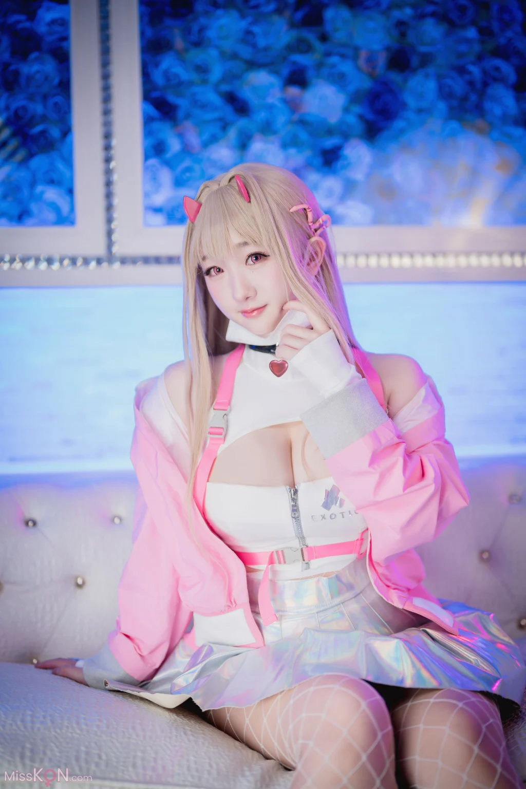 Coser@Nini22_椰椰贝: Nikke-毒蛇 (45 photos)