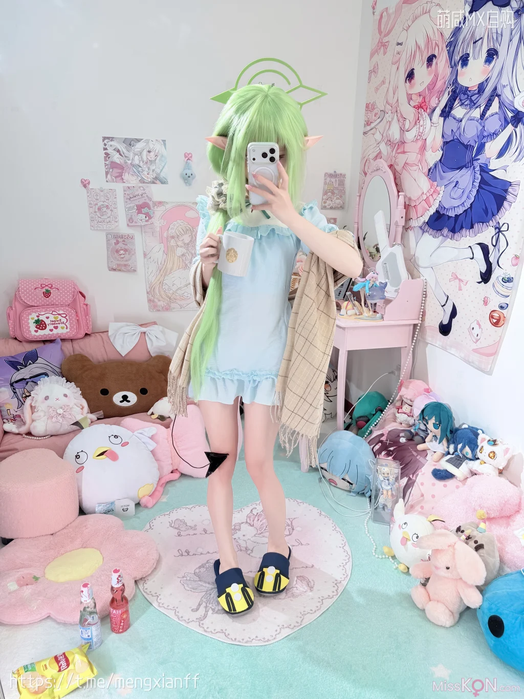 Coser@染三ran3: 蔚蓝档案 – 小望&小光 睡衣 (108 photos + 9 videos)
