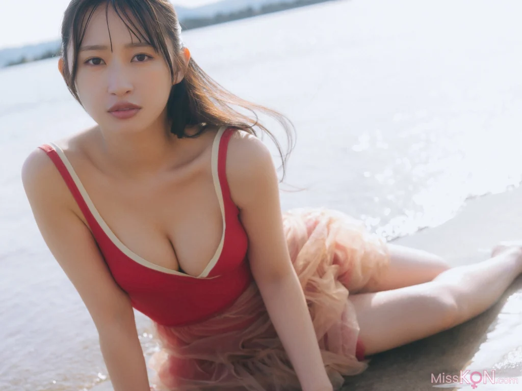 [JP] Hinata Matsumoto (松本日向): FRIDAYデジタル写真集 見つめ合うカラダ Vol.2 100ページ超豪華版 (128 photos) – Page 3