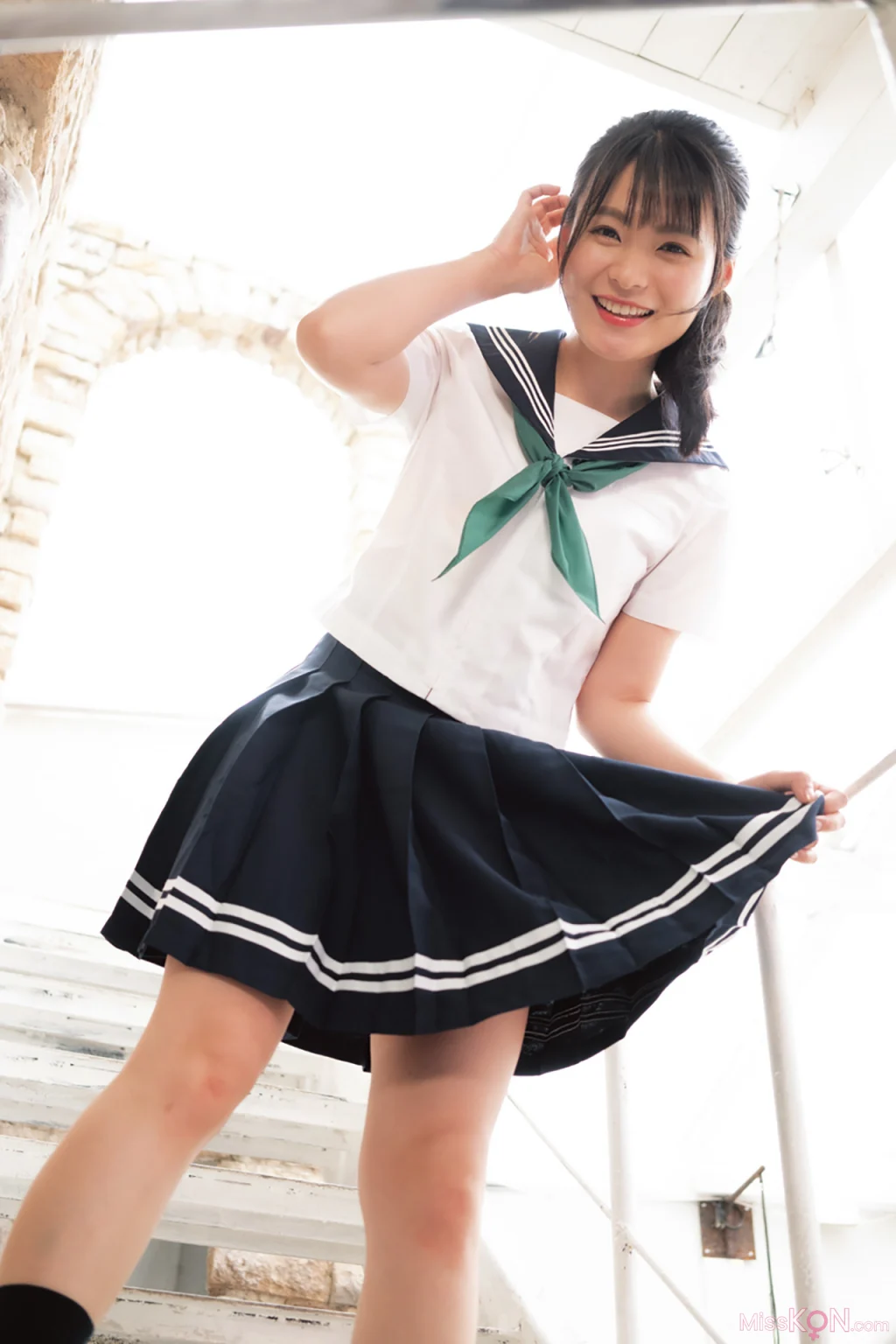 [JP] Mizuki Hoshina (星名美津紀): アサ芸Secret！デジタル写真集 姉セーラースペシャル Vol.3 思い出にできなくて… (81 photos)