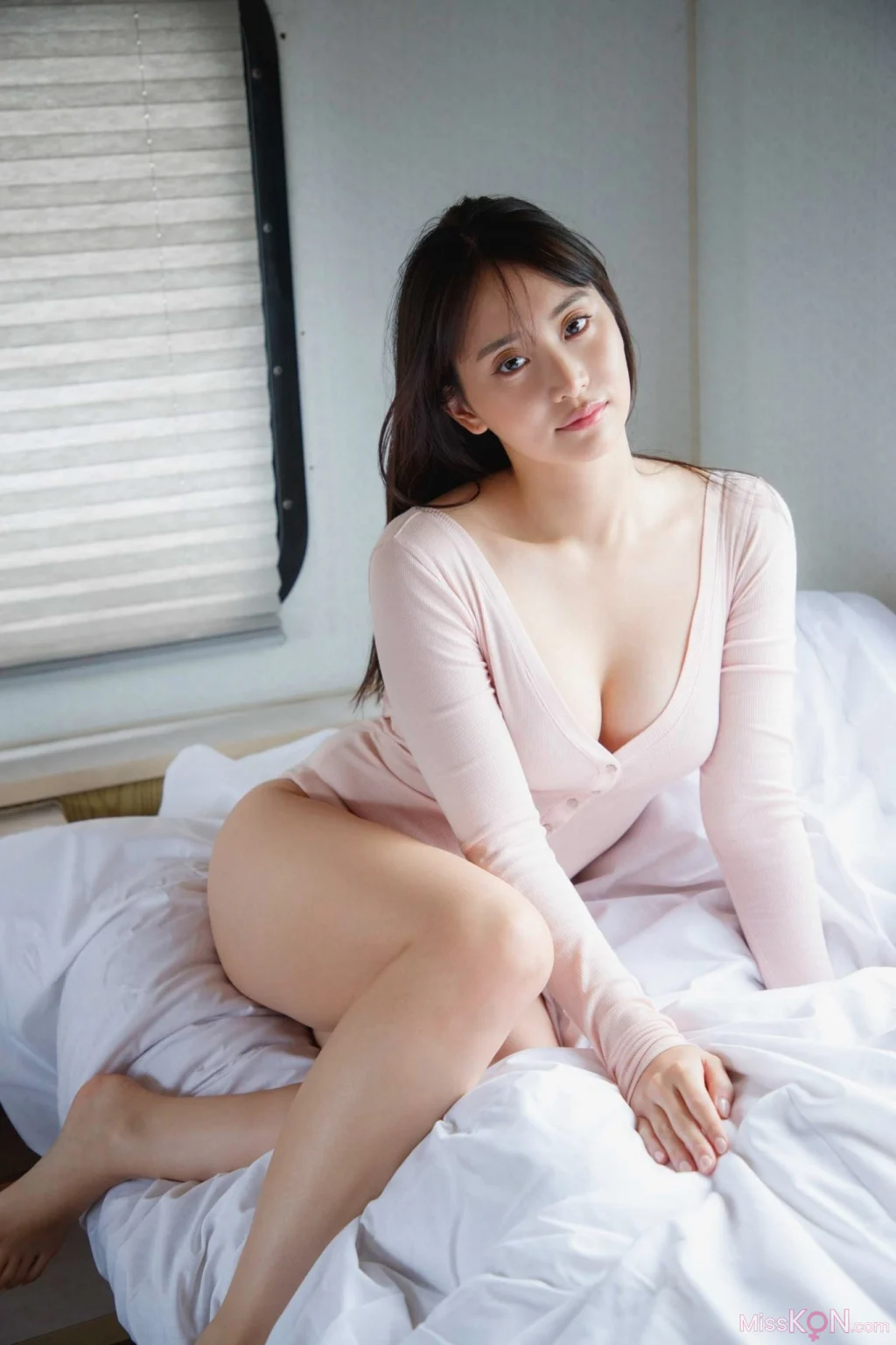 [JP] Nagao Mariya (永尾まりや): FRIDAYデジタル写真集 「冬のビーチで、キミと二人きり」Vol.2 大ボリューム100ページ (123 photos)